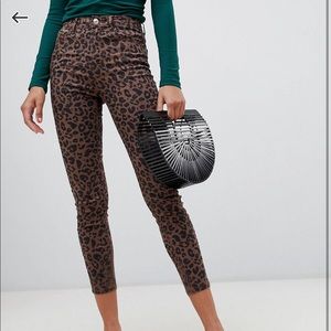 Stradivarius Leopard Print Ankle Pants 🐆🔥😍